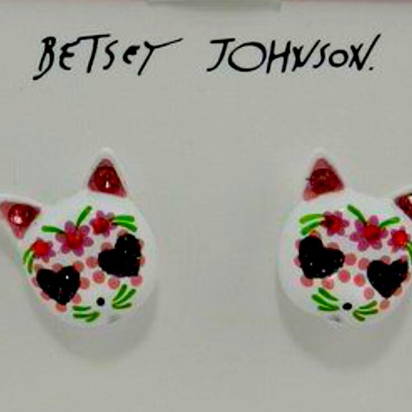 New Betsey Johnson Sugar Skull Cat Stud Earrings - Picture 7 of 12